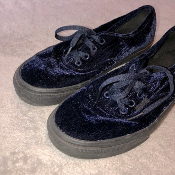 VANS Off The Wall Womens Navy Velvet Low Top Lace Sneakers Sz 7.5 - Picture 2 of 11